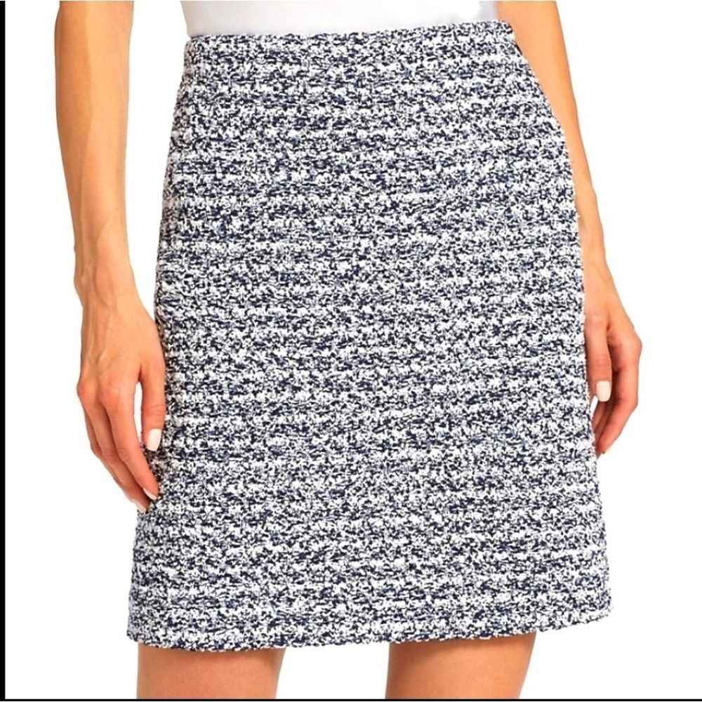 St. John  Tweed Sequin Skirt Black/Silver STUNNING